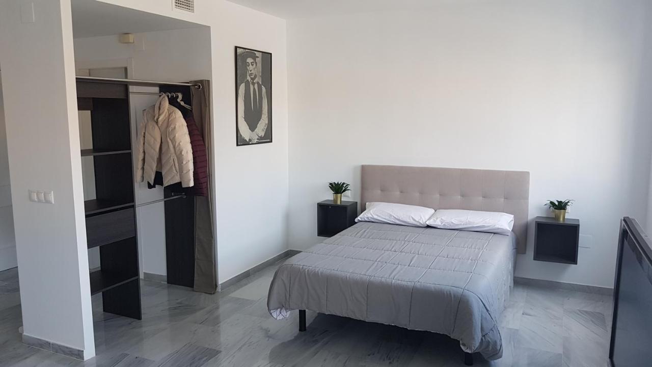 Atocha 3 Apartment มาลากา ภายนอก รูปภาพ