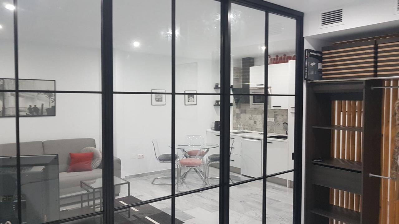 Atocha 3 Apartment มาลากา ภายนอก รูปภาพ