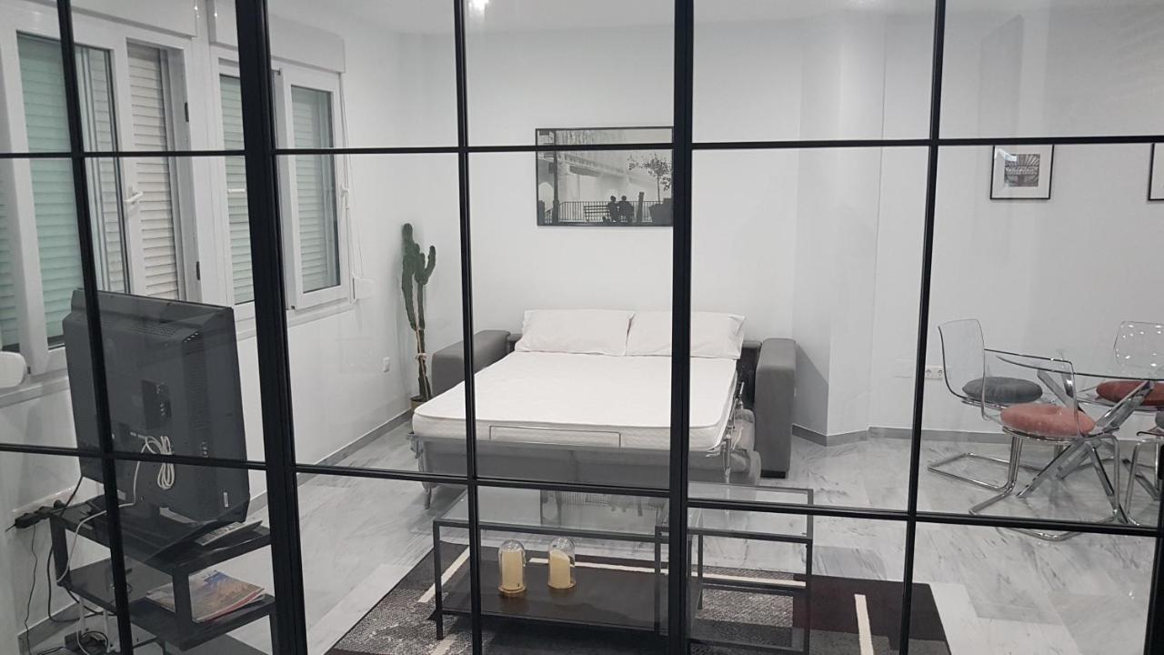 Atocha 3 Apartment มาลากา ภายนอก รูปภาพ