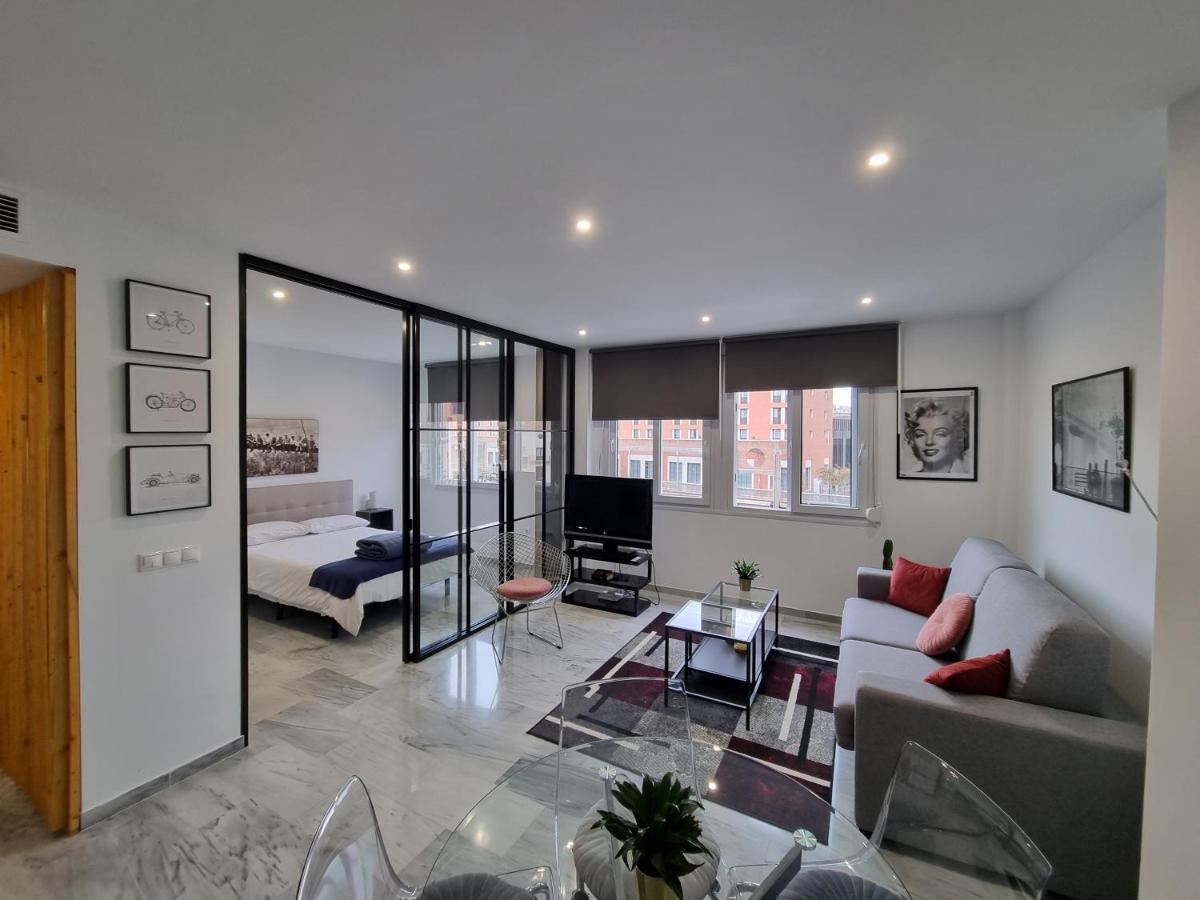 Atocha 3 Apartment มาลากา ภายนอก รูปภาพ